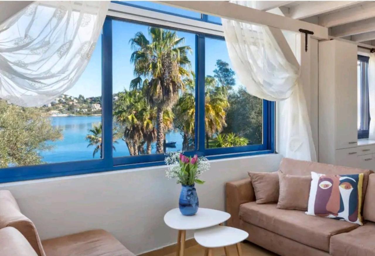Govino Bay Luxury Beach Loft Apartment Danilia Exterior photo